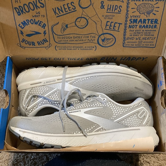 Brooks Ghost 14 Women’s Walking shoes Size US 11b - Picture 3 of 4